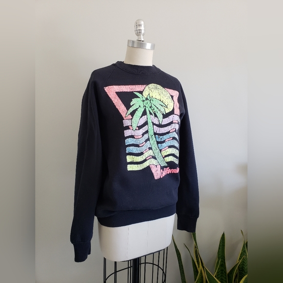VINTAGE California pullover sweatshirt with neon graphic - Picture 8 of 8
